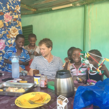 Bram, fils de deux de nos bénévoles, témoin du coup d’état au Burkina Faso