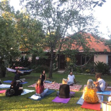 Sessions yoga et méditation au profit de Secteur10